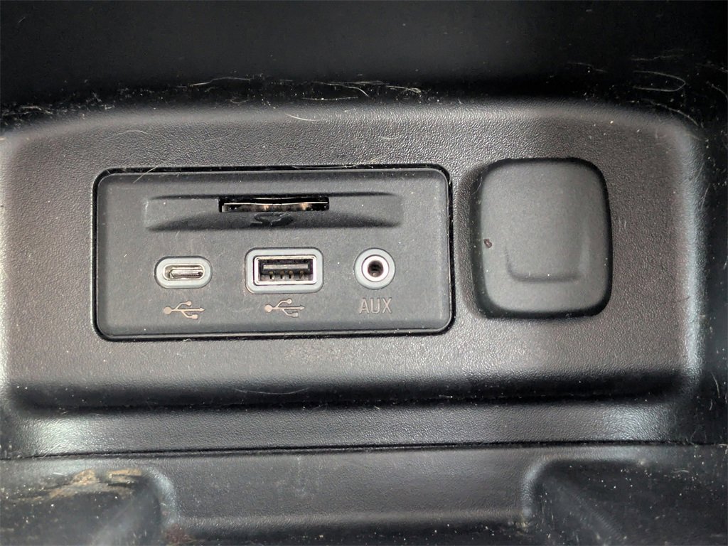 Used 2019 Chevrolet Equinox Premier image 22