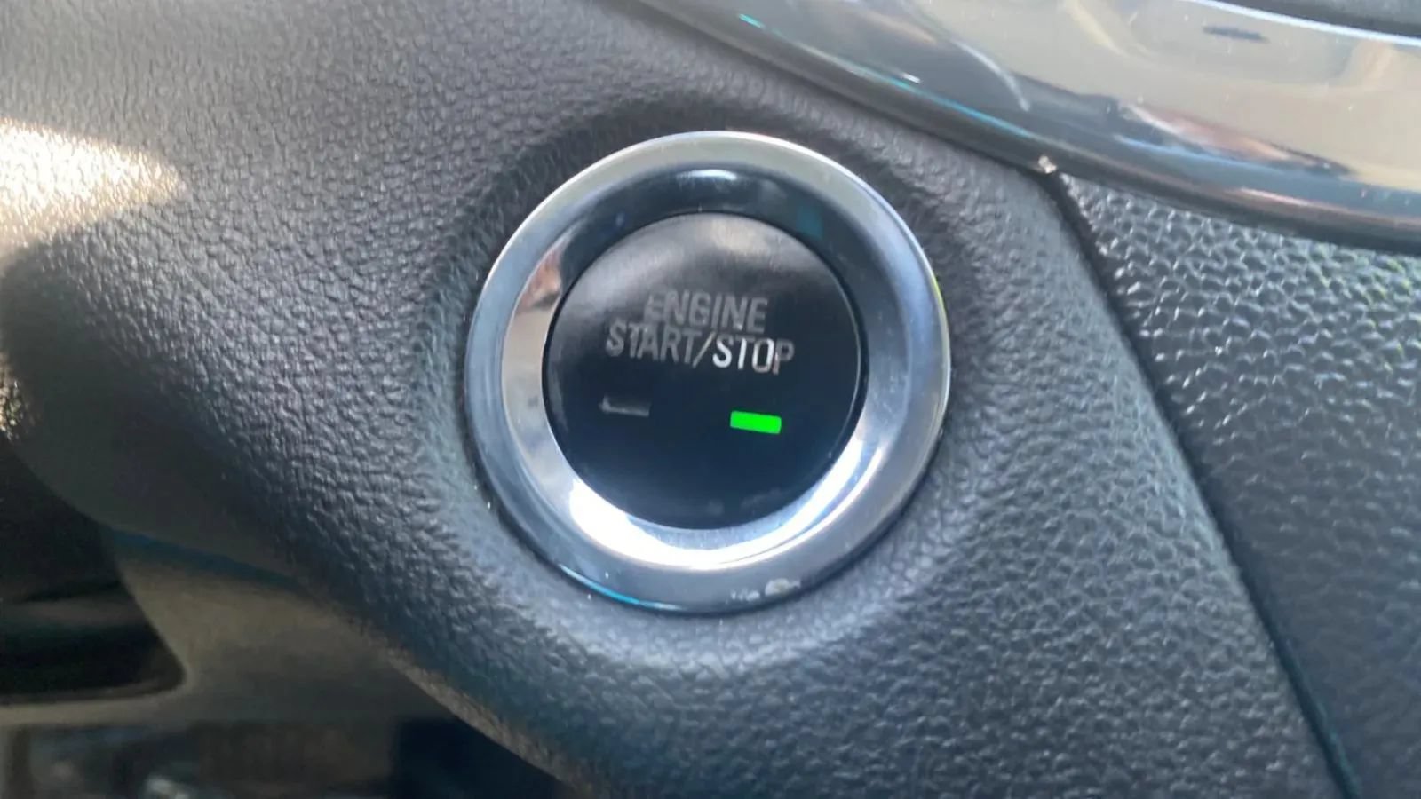 Used 2019 Chevrolet Impala Premier FWD image 15