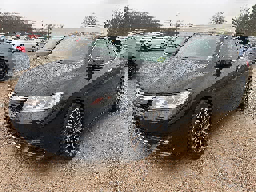 Used 2017 Honda Accord EX-L image 2