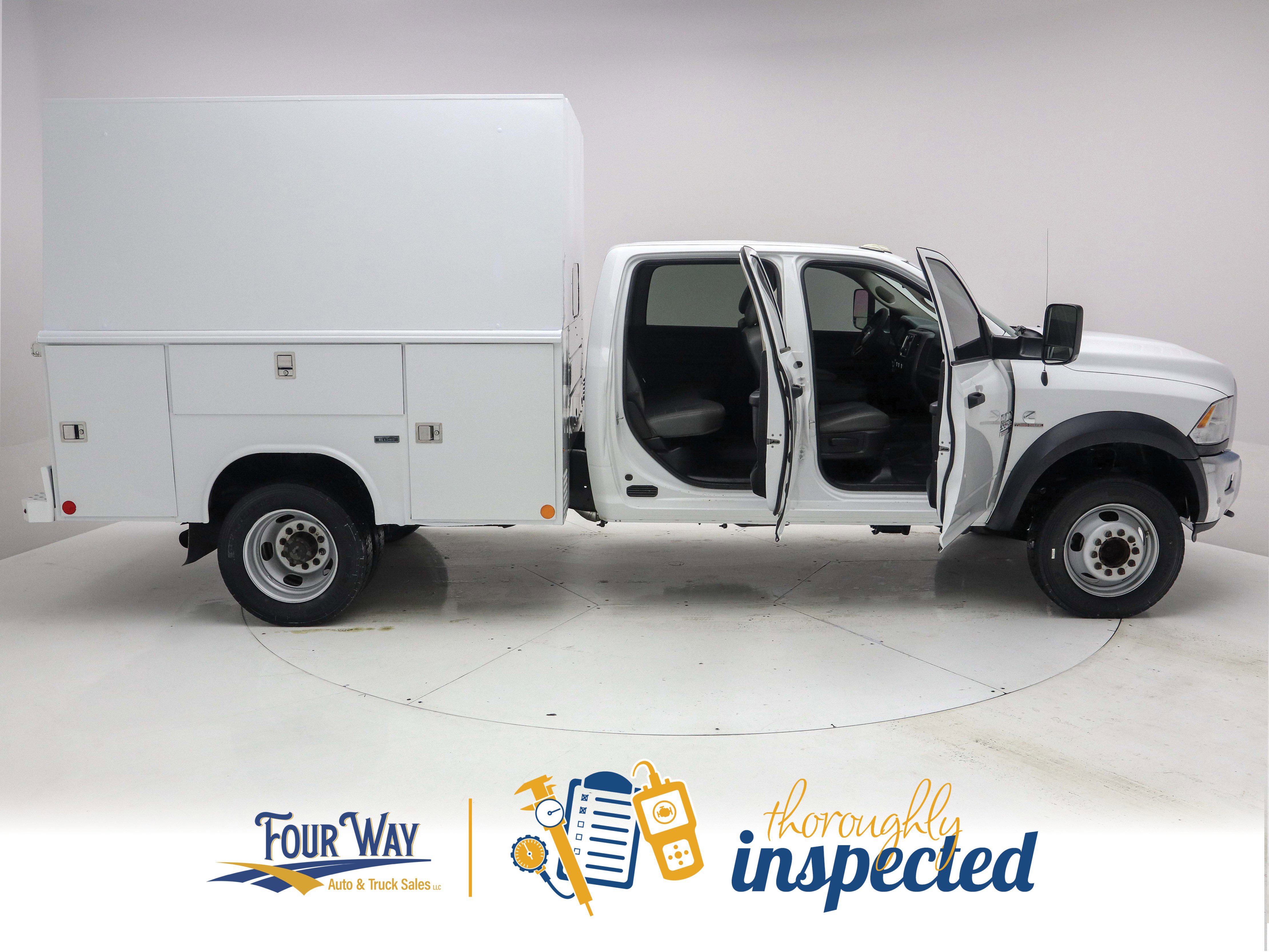 Used 2018 RAM 5500 Tradesman w/ Max Tow Package AWD/4WD image 3