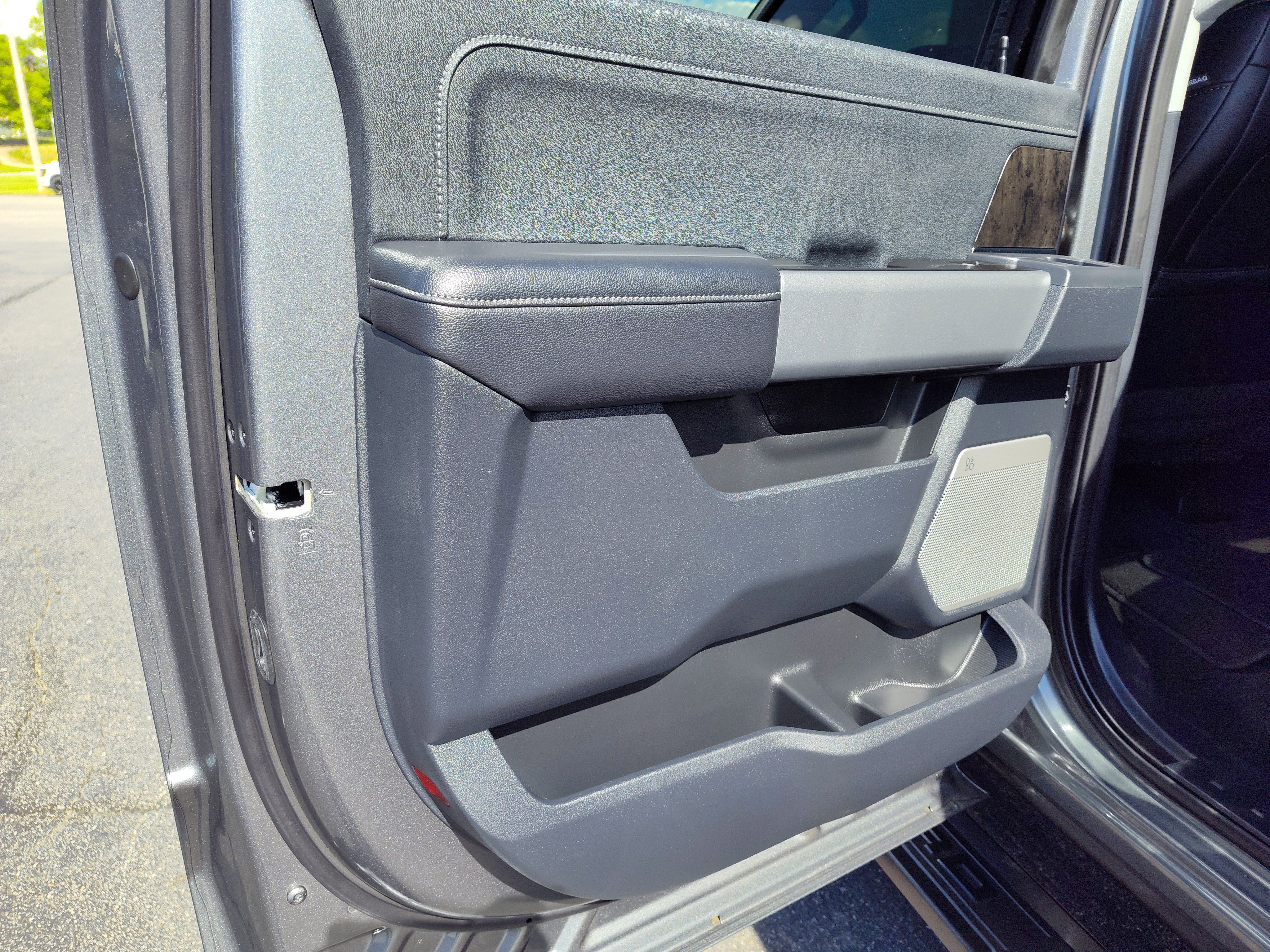 Used 2024 Ford F250 Lariat w/ Lariat Ultimate Package image 22