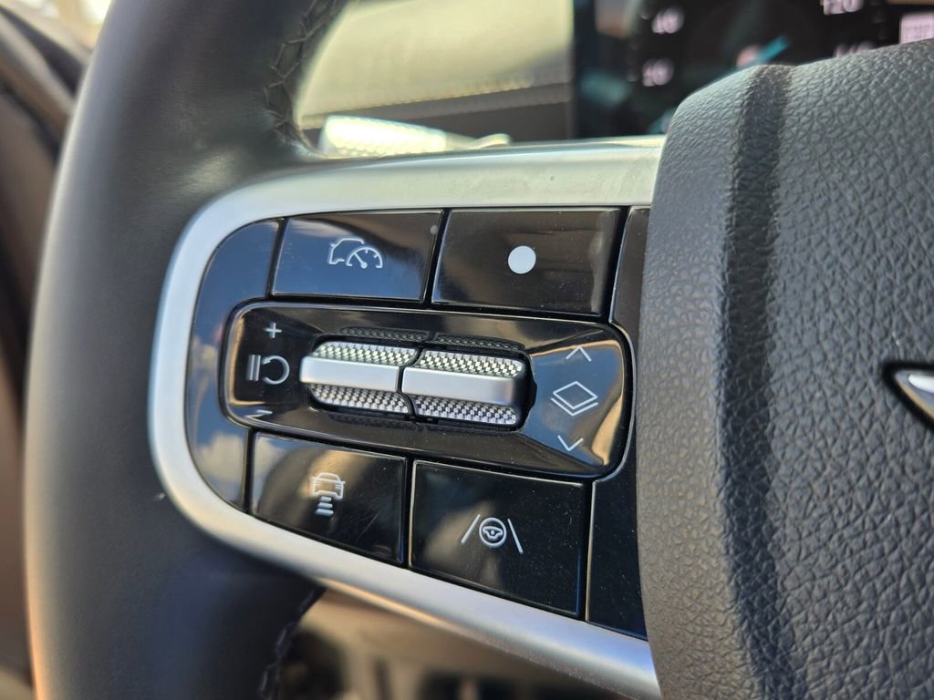 Used 2025 Genesis GV80 3.5T Advanced image 26