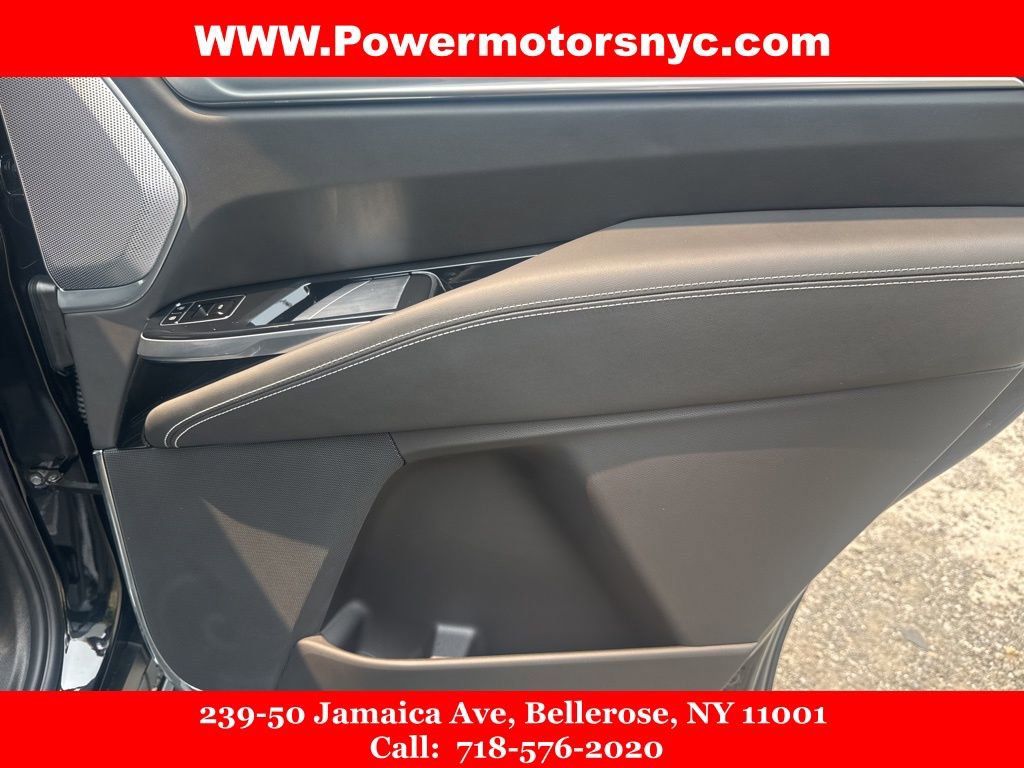 Used 2025 Cadillac Escalade Sport Platinum AWD/4WD image 23