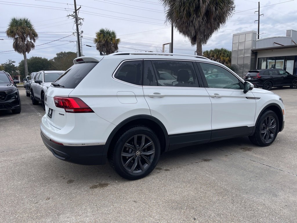 Used 2022 Volkswagen Tiguan SE image 5