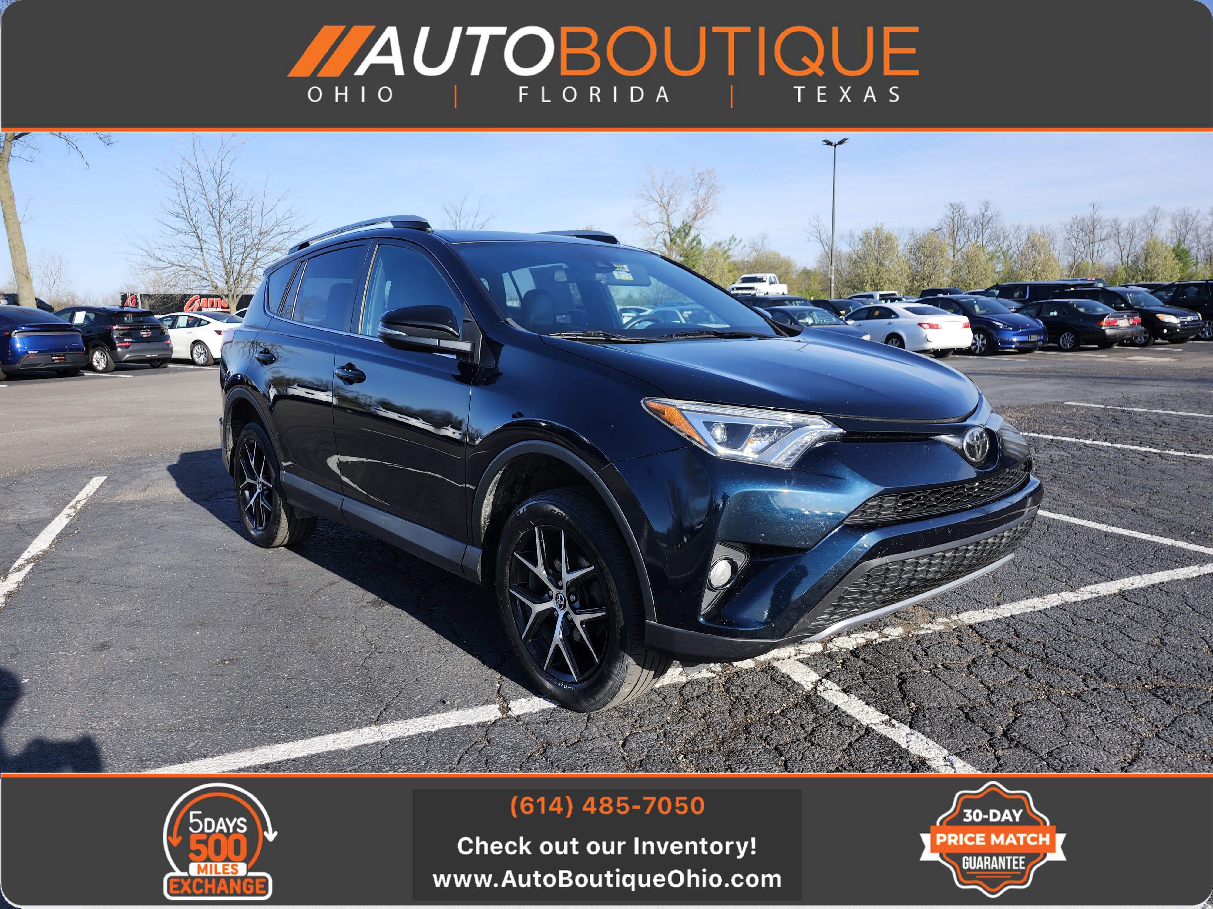 Used 2017 Toyota RAV4 SE image 1
