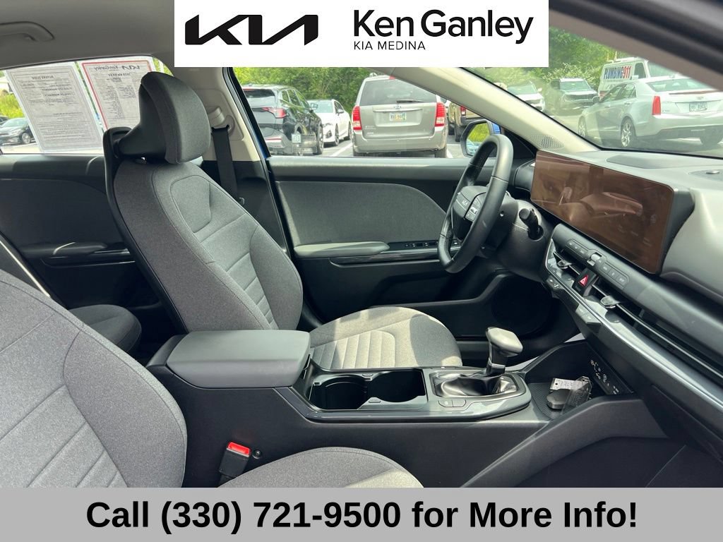 Certified 2025 Kia K4 GT-Line Turbo FWD image 59