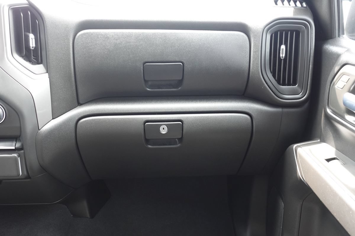 Used 2024 Chevrolet Silverado 1500 Custom w/ LPO, Dark Essentials Package AWD/4WD image 39
