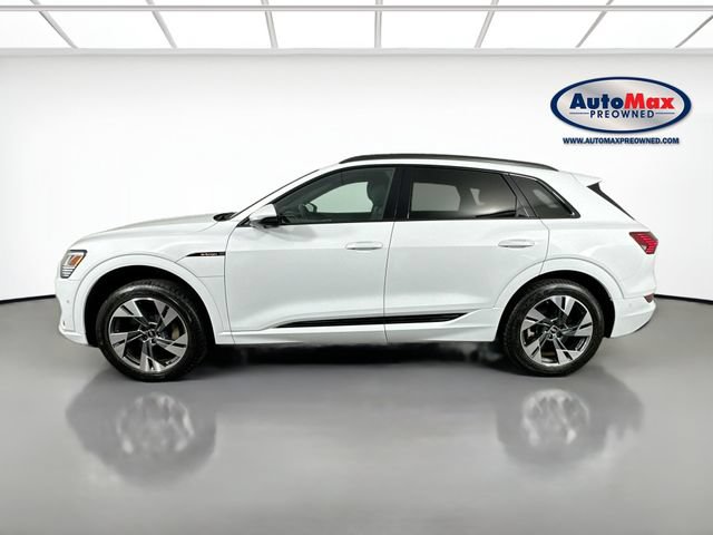 Used 2022 Audi e-tron Premium w/ Convenience Plus Package AWD/4WD image 9