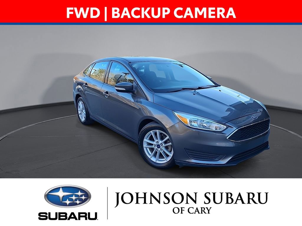 Used 2017 Ford Focus SE image 2
