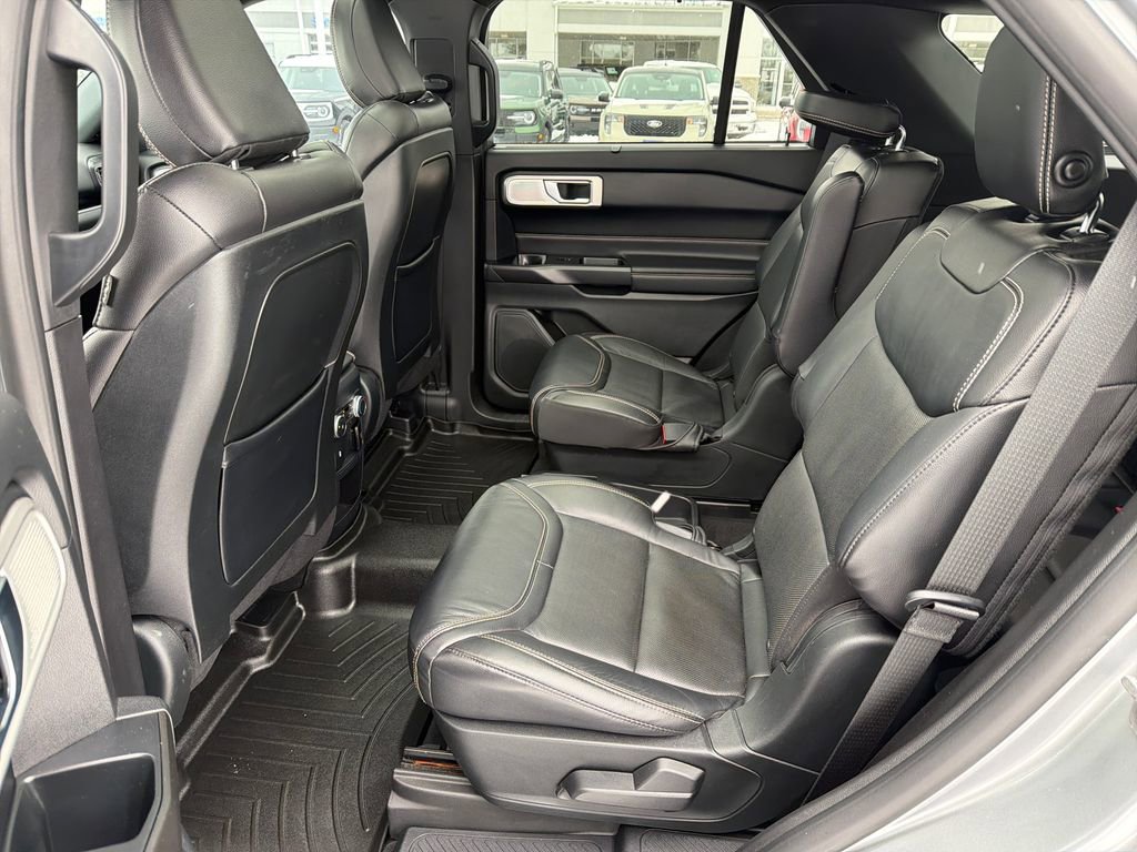 Used 2020 Ford Explorer ST w/ ST Street Pack image 25