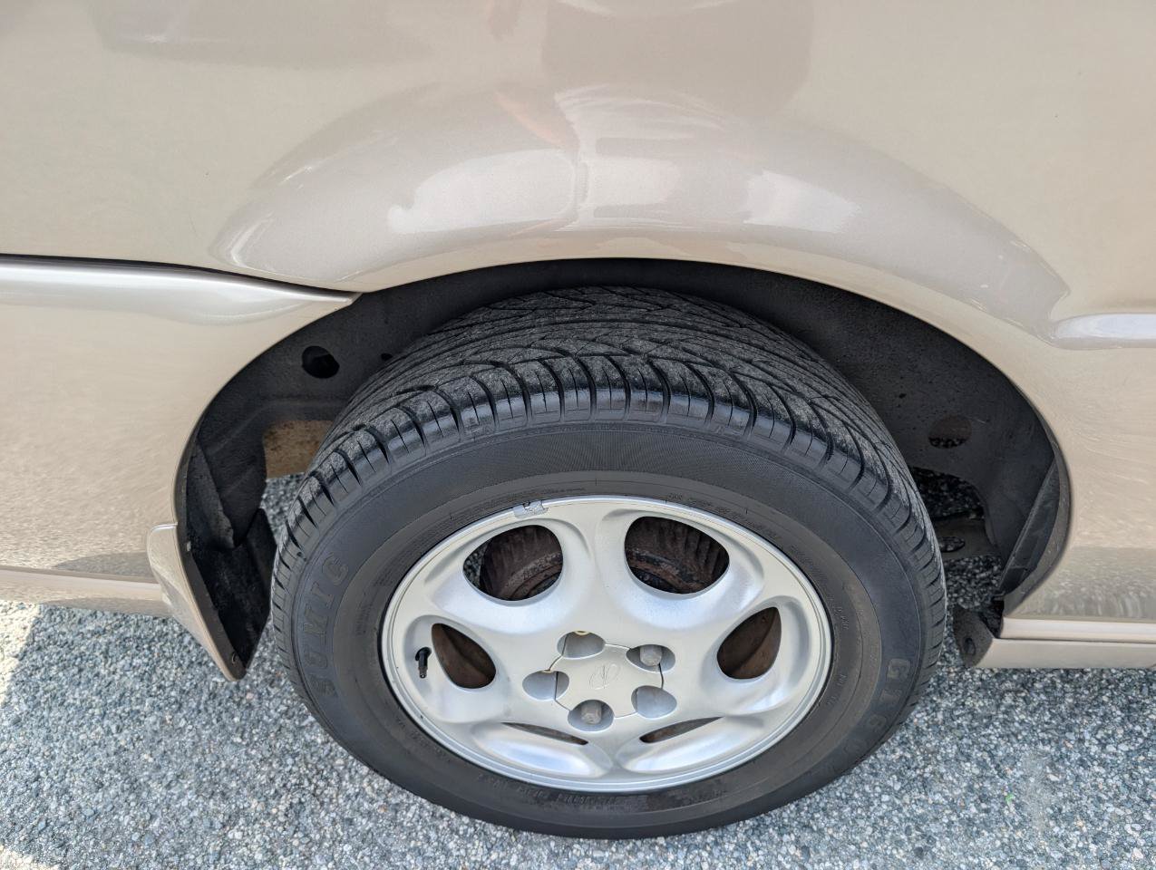 Used 2001 Oldsmobile Silhouette GLS w/ Towing Pkg FWD image 6