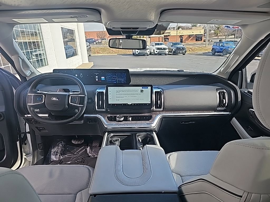 New 2026 Ford Expedition Max Platinum w/ Platinum Ultimate Package AWD/4WD image 13