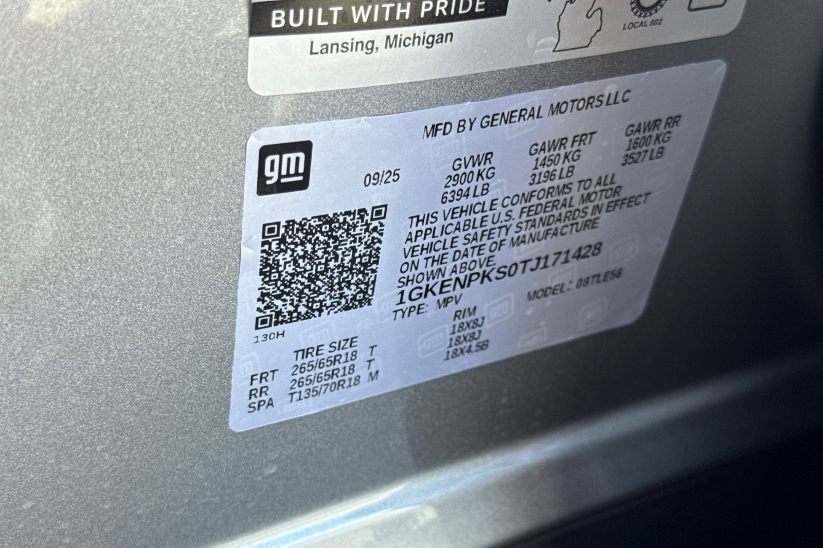 New 2026 GMC Acadia AT4 w/ LPO, Floor Liner Package image 30