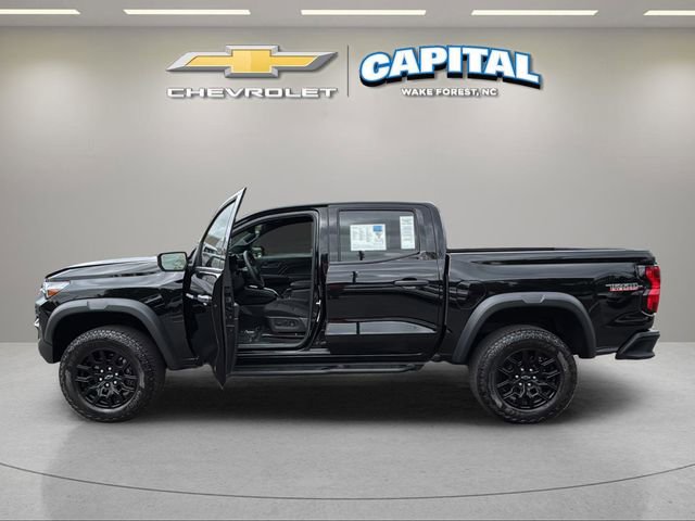 Used 2024 Chevrolet Colorado Trail Boss w/ Technology Package AWD/4WD image 9