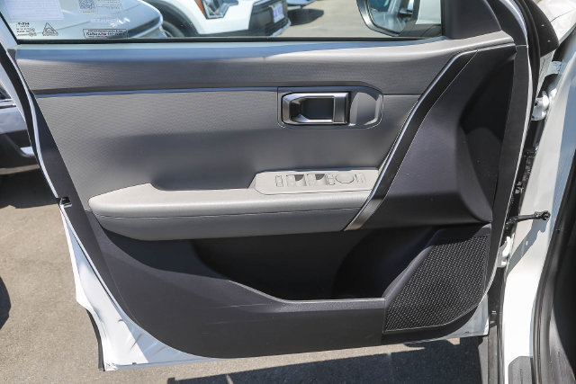 New 2027 Kia Seltos LX FWD image 21