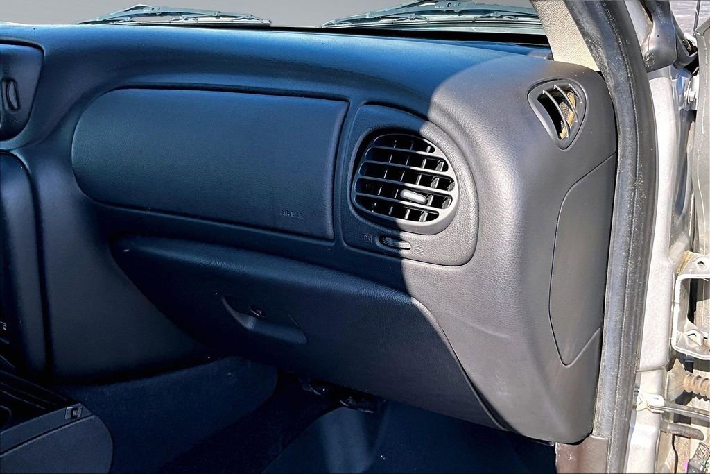 Used 2008 Chevrolet TrailBlazer SS w/ Sun And 6-Disc Cd Package image 16