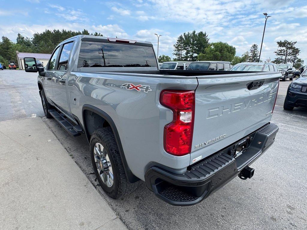Used 2024 Chevrolet Silverado 2500 Custom w/ Custom Value Package image 6