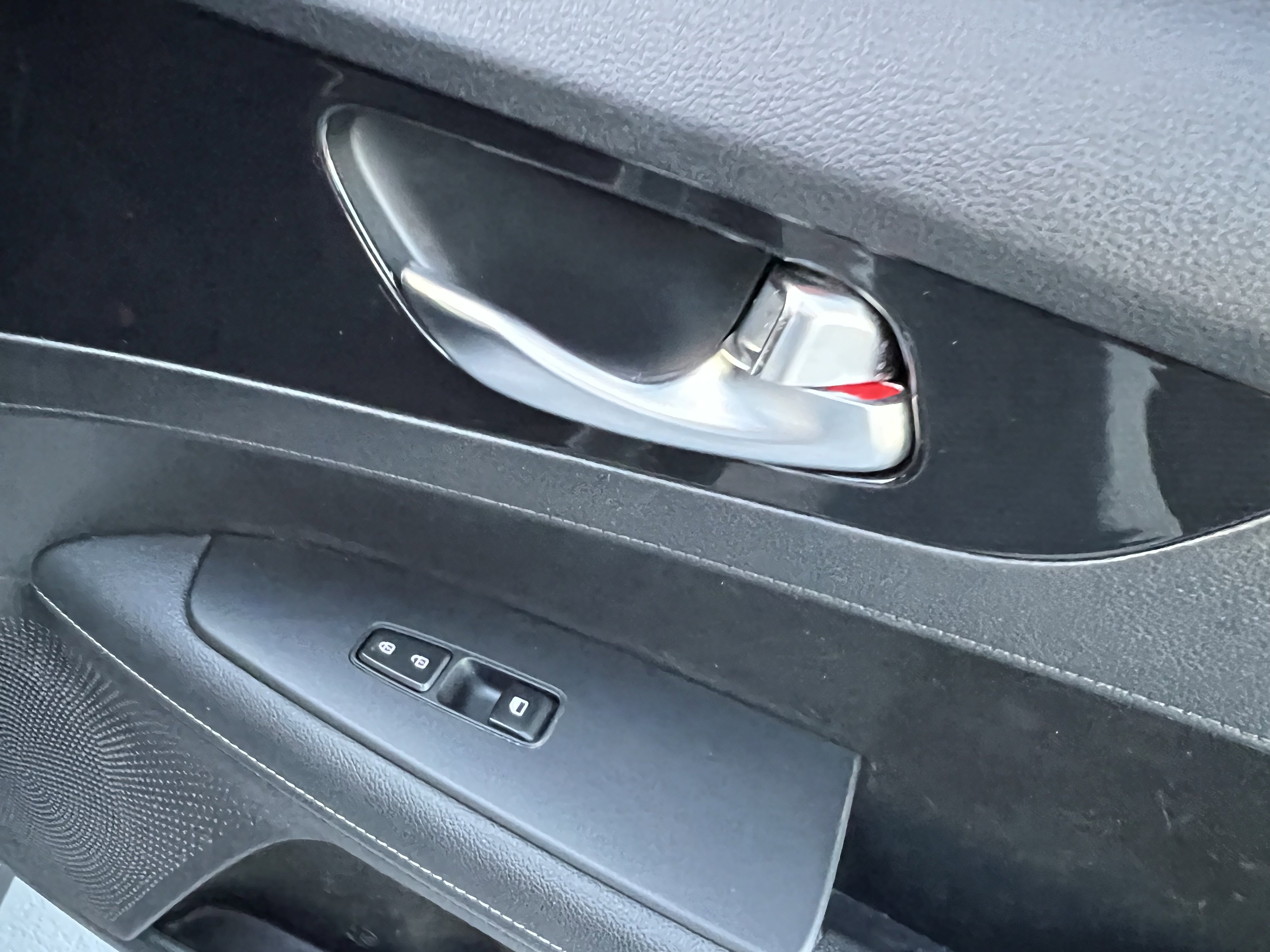 Certified 2024 Kia Forte GT-Line image 14