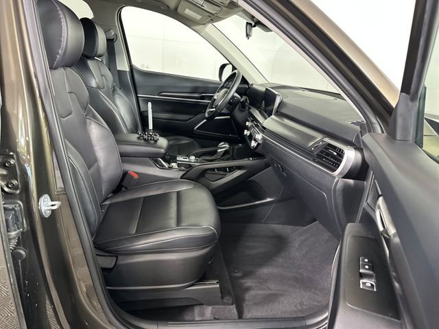 Used 2024 Kia Telluride S image 28