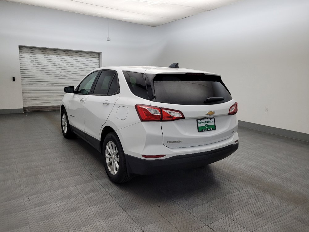 Used 2020 Chevrolet Equinox LS w/ LS Convenience Package AWD/4WD image 5