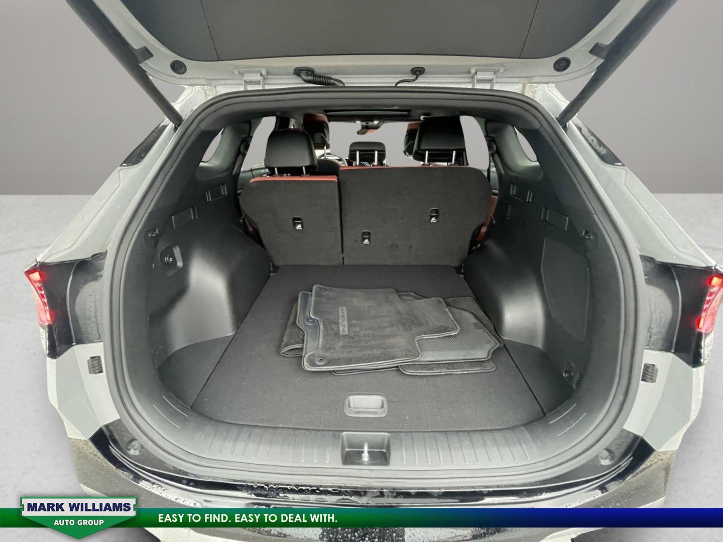 Used 2023 Kia Sportage SX image 30