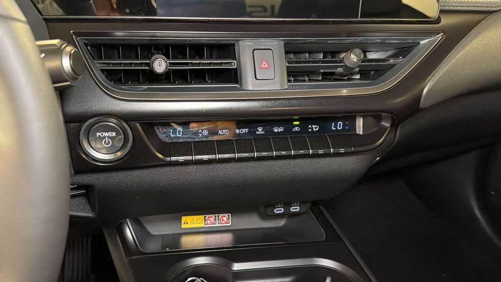 Certified 2024 Lexus UX 250h F Sport AWD/4WD image 28