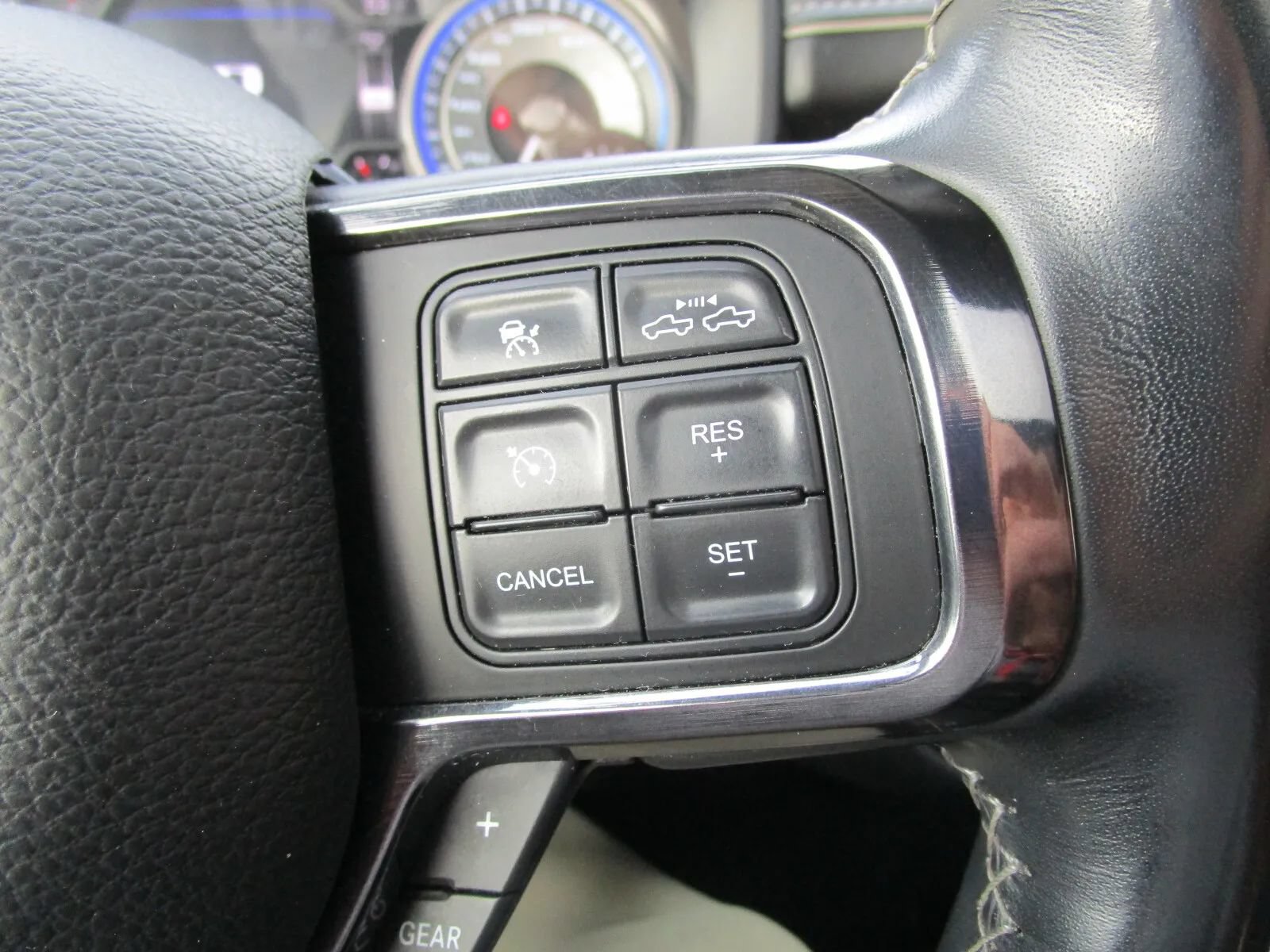 Used 2022 RAM 2500 Limited AWD/4WD image 27