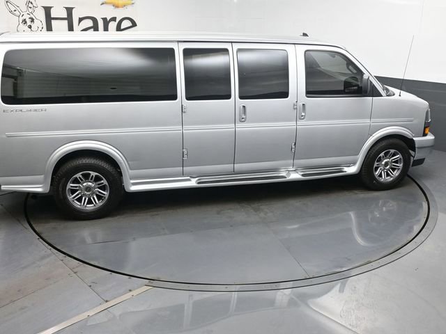 Used 2023 Chevrolet Express 2500 Extended image 48