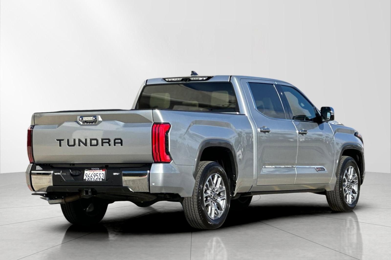Used 2023 Toyota Tundra 1794 Edition image 3