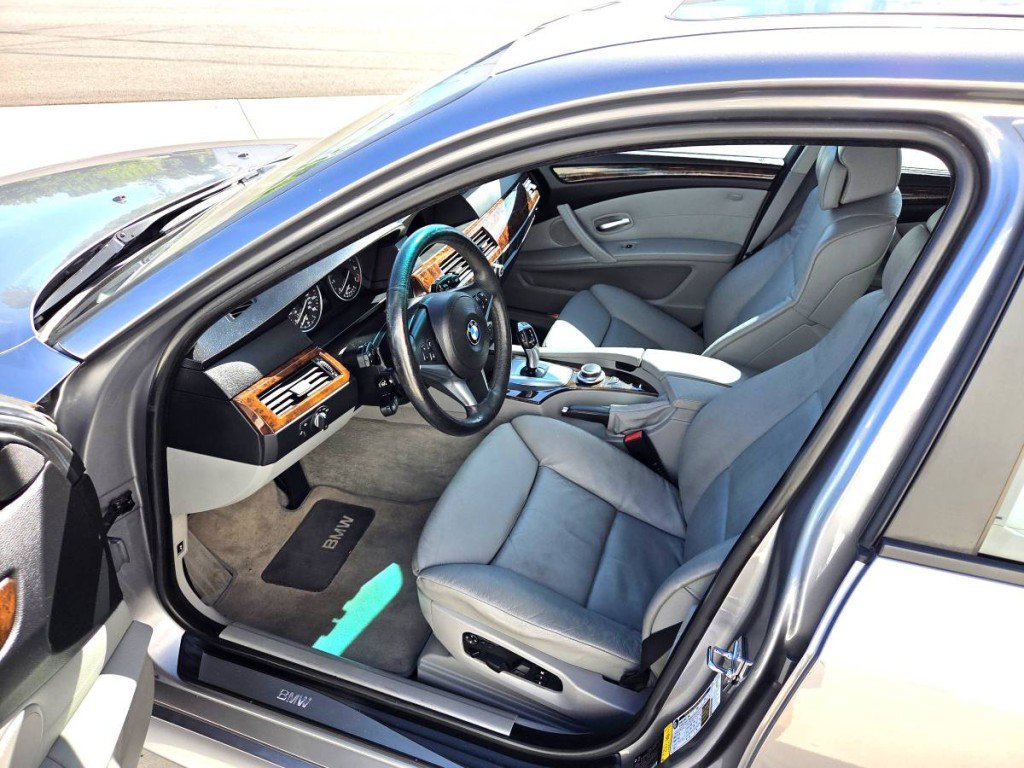 Used 2008 BMW 550i Sedan RWD image 13