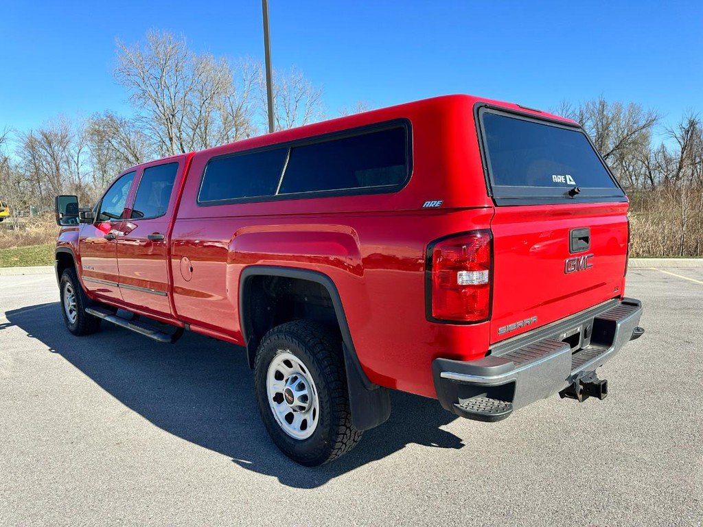 Used 2016 GMC Sierra 2500 4x4 Crew Cab w/ Sierra Convenience Package video 3
