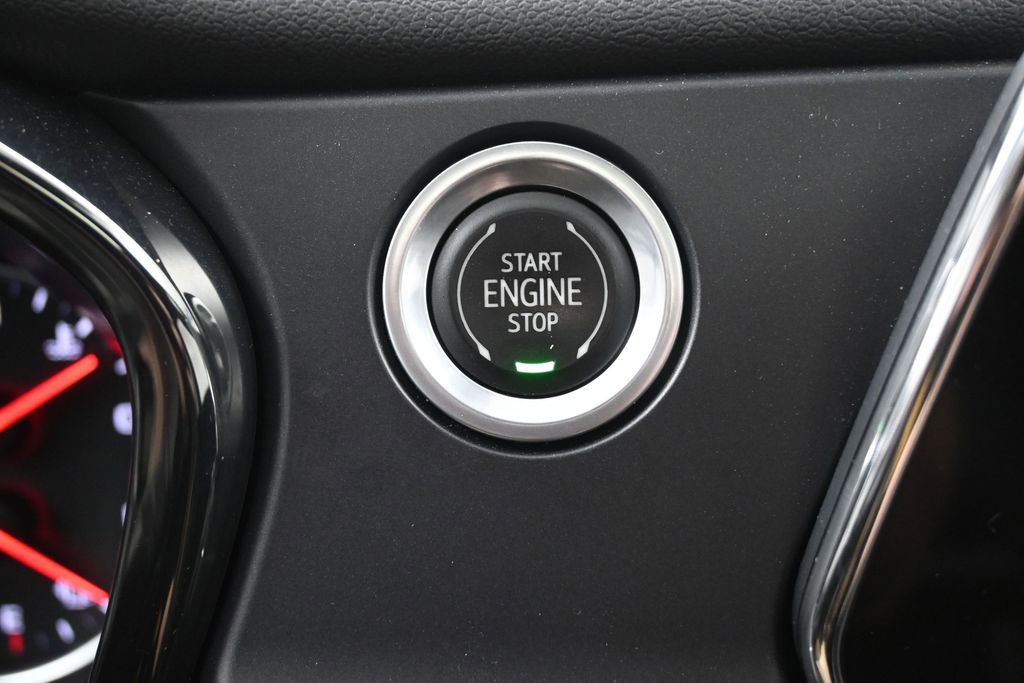 Used 2022 Chevrolet Blazer RS AWD/4WD image 25