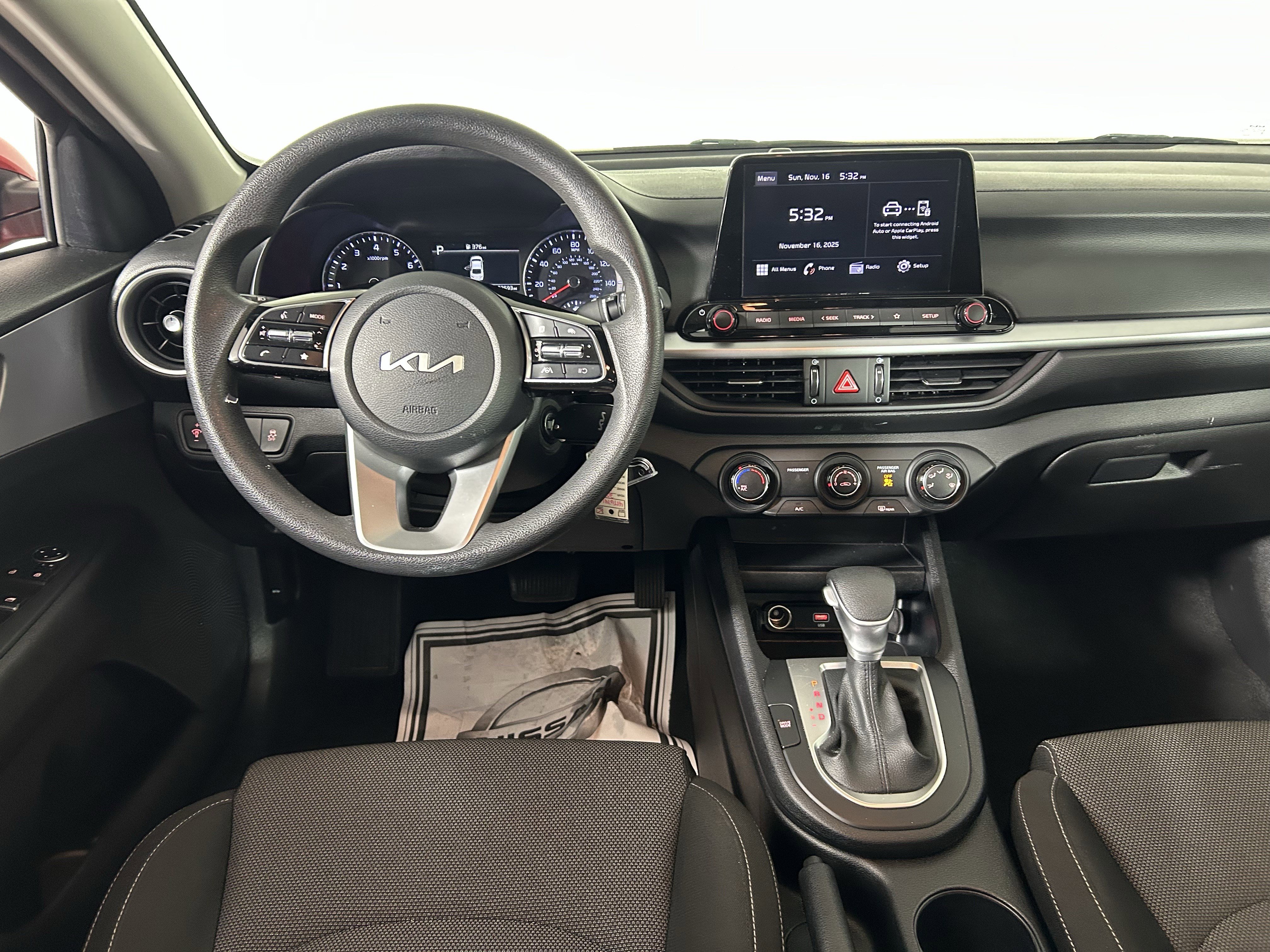 Certified 2024 Kia Forte LXS image 43