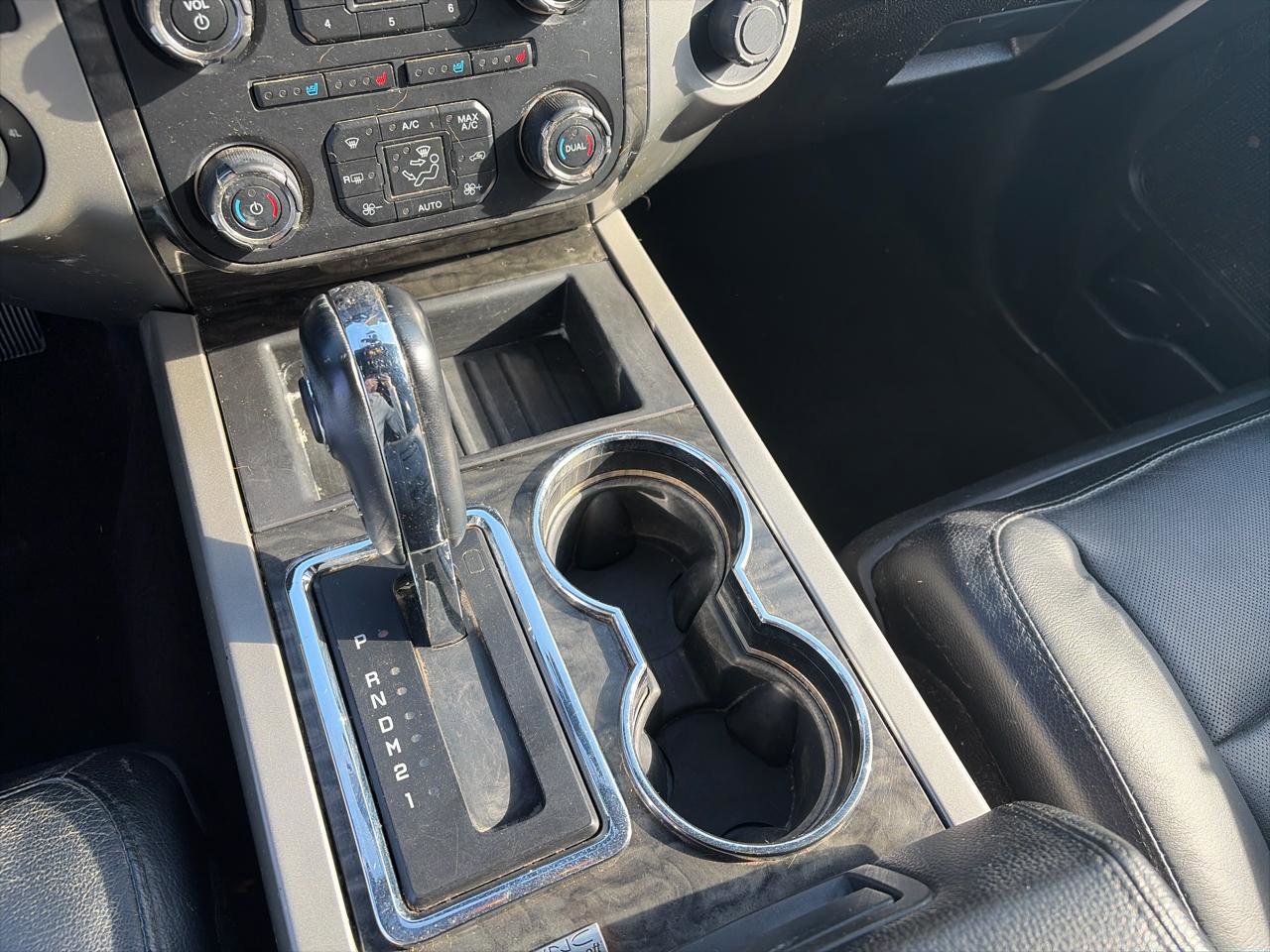 Used 2015 Ford Expedition Limited w/ Equipment Group 301A image 12