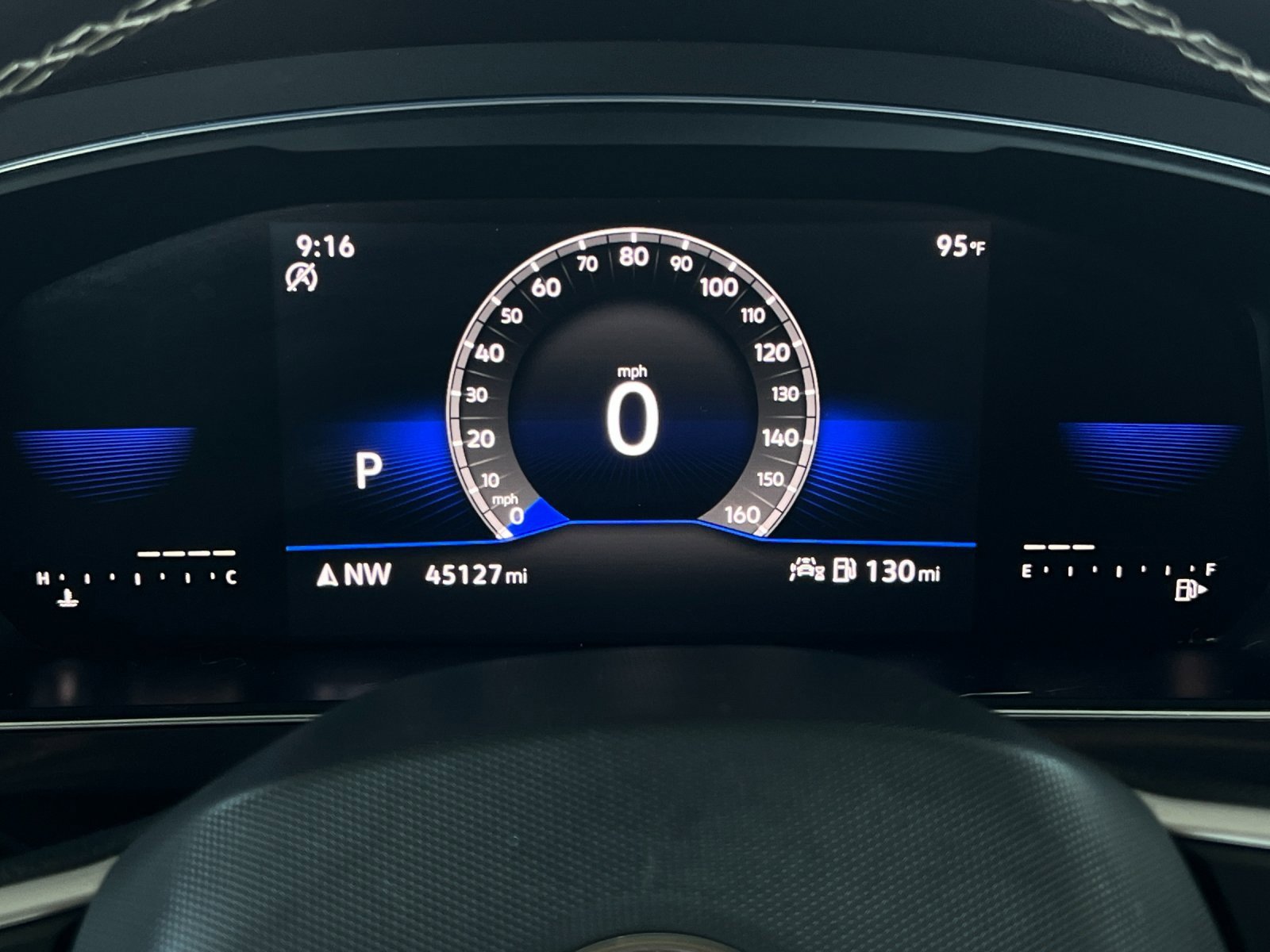 Used 2022 Volkswagen Tiguan SE image 24