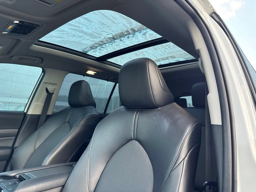 Used 2025 Toyota Grand Highlander AWD Hybrid image 9