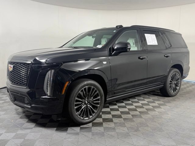 Used 2025 Cadillac Escalade Sport Platinum w/ LPO, Floor Liner Package AWD/4WD image 2