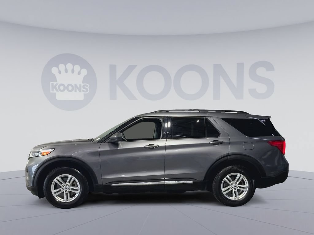 Used 2023 Ford Explorer XLT AWD/4WD image 7