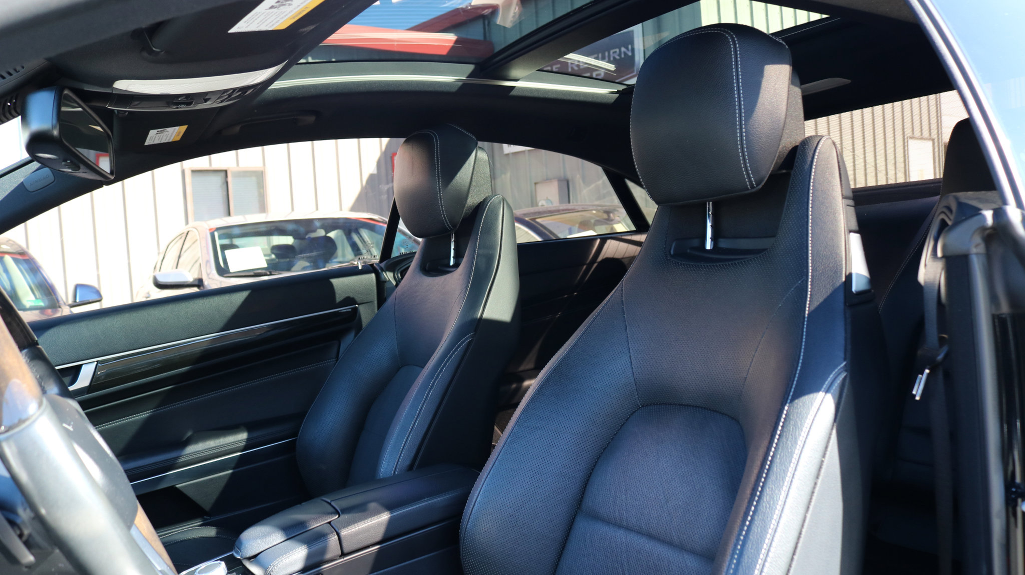 Used 2017 Mercedes-Benz E 400 4MATIC Coupe image 13