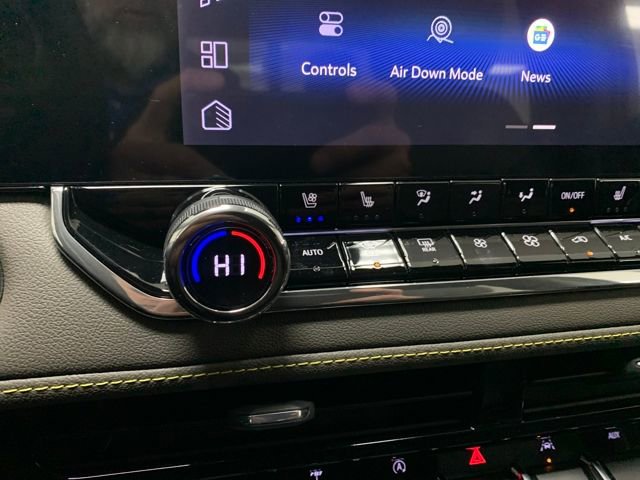 New 2026 Chevrolet Colorado ZR2 w/ Technology Package image 42