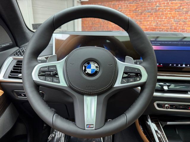 Used 2026 BMW X7 xDrive40i AWD/4WD image 15