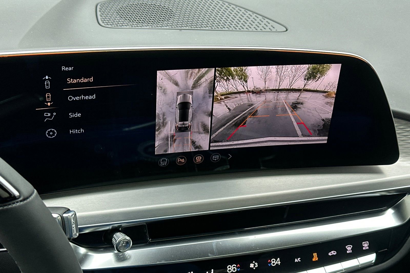 Used 2026 Cadillac Lyriq Luxury RWD image 23