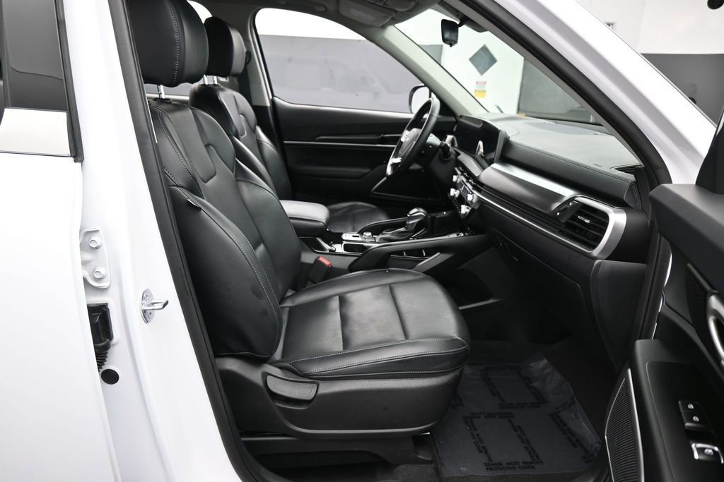 Used 2024 Kia Telluride S w/ S Sunroof Package FWD image 44