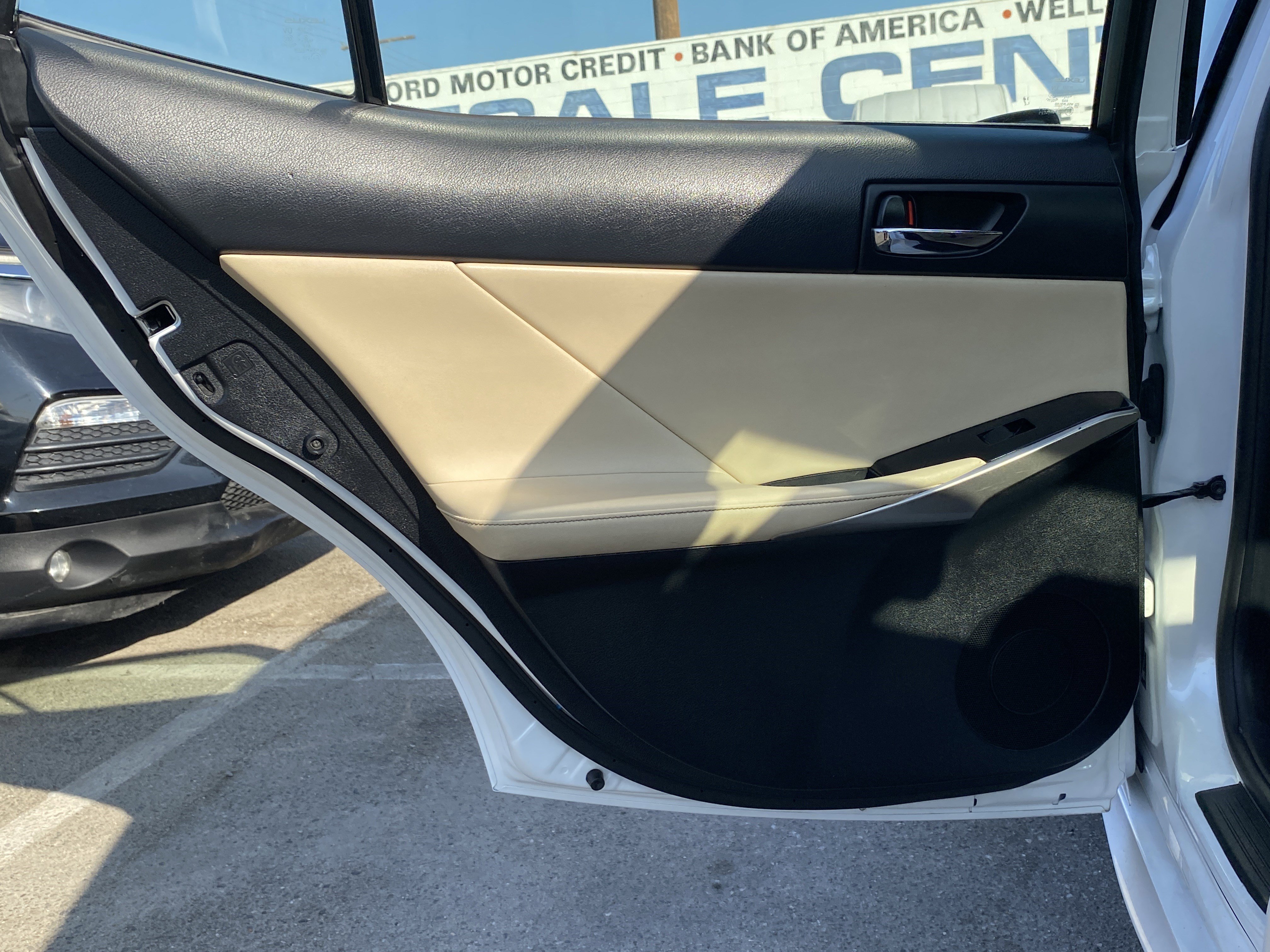 Used 2016 Lexus IS 200t image 18