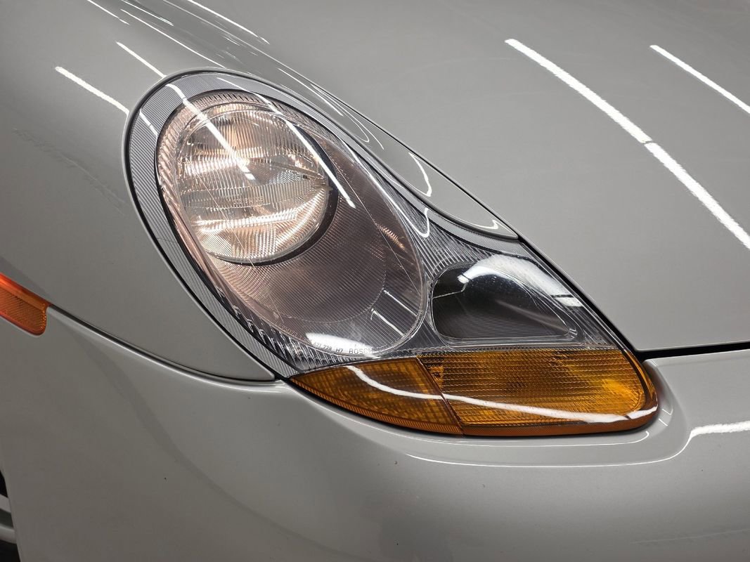 Used 2001 Porsche Boxster image 57