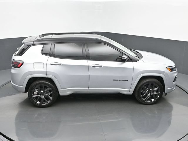 New 2025 Jeep Compass Limited w/ Driver Assist Group I AWD/4WD image 43