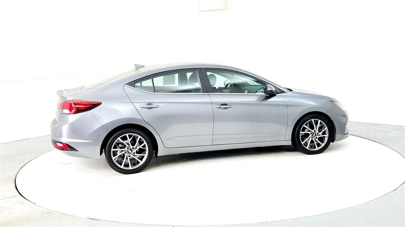 Used 2019 Hyundai Elantra Limited w/ Ultimate Package 02 image 6