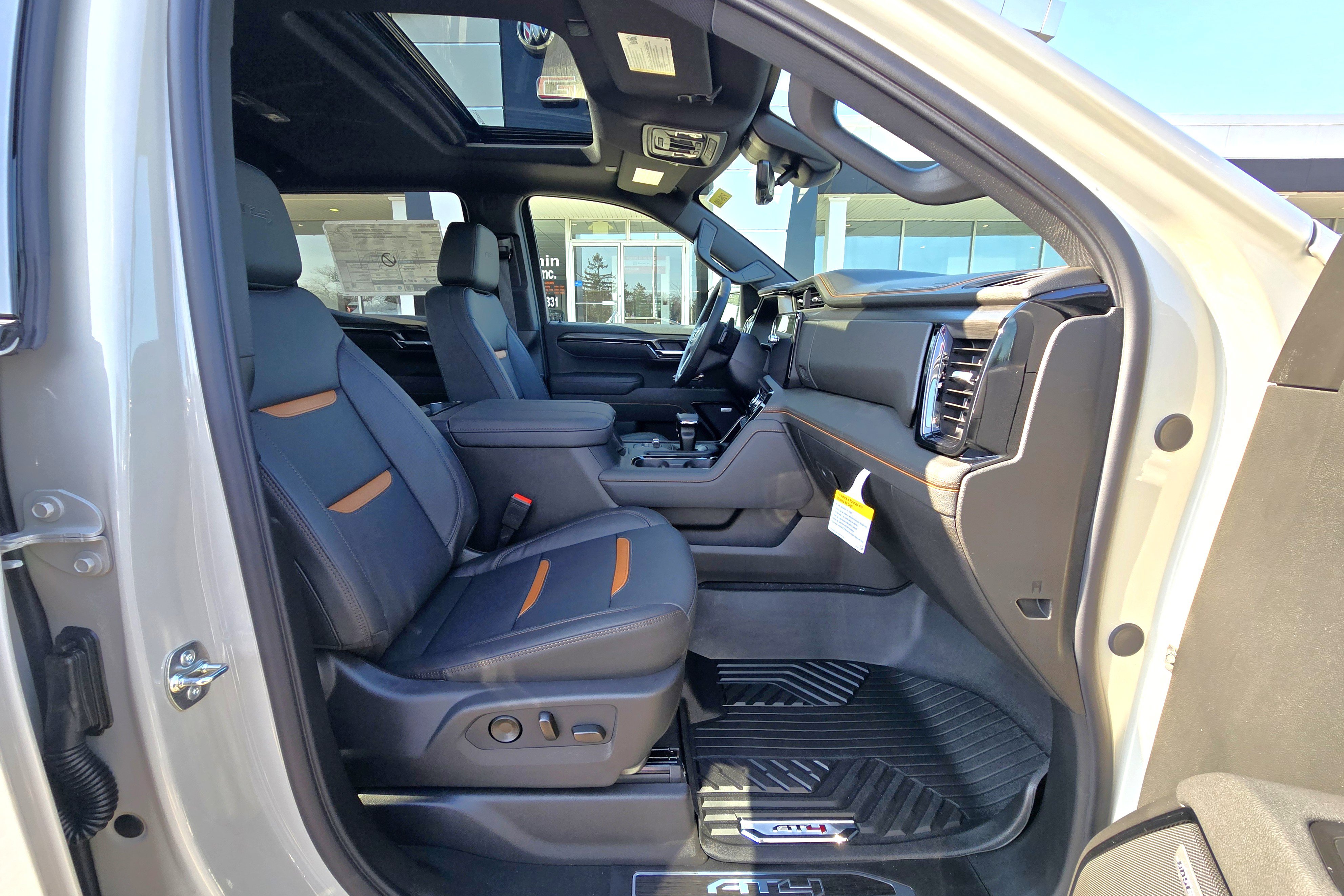 New 2026 GMC Sierra 1500 AT4 w/ AT4 Premium Package image 19