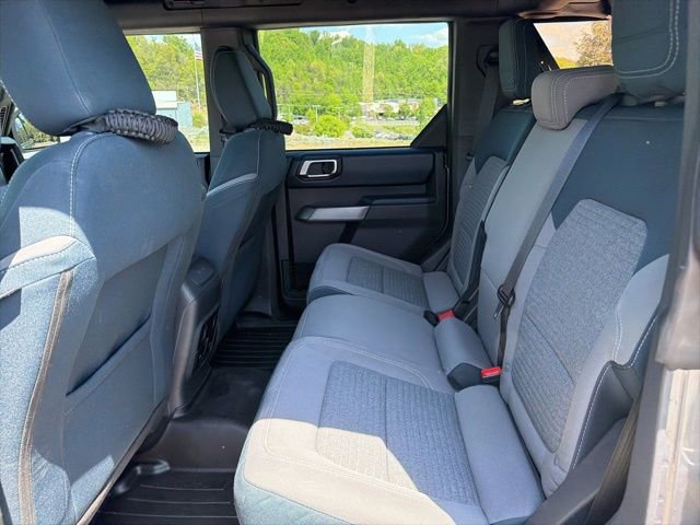 Used 2023 Ford Bronco Outer Banks AWD/4WD image 14