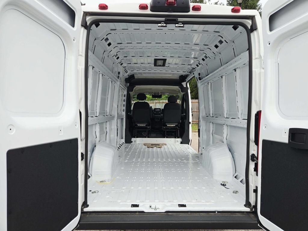 New 2026 RAM ProMaster 3500 w/ Convenience Group FWD image 11